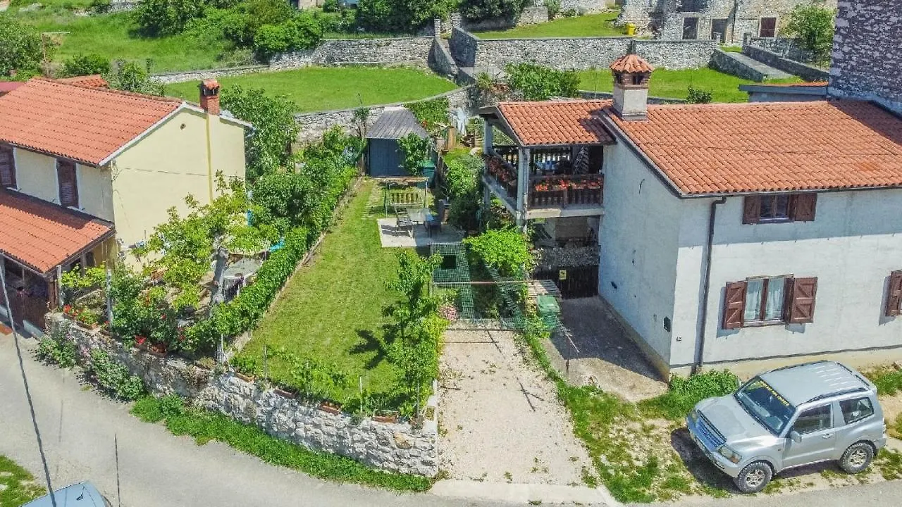 House Leon Villa Brtonigla Holiday home