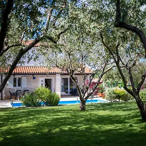 Villa Casa Di Oliva, Brtonigla
